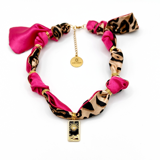 COLLAR BANDANA ANIMAL PRINT FUCSIA
