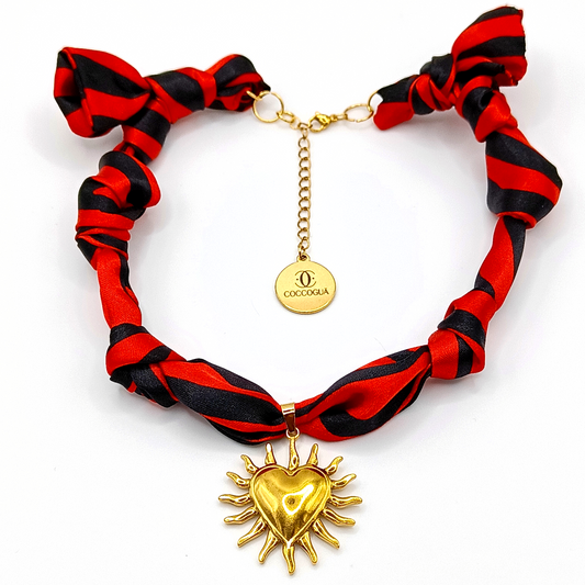 COLLAR BANDANA ANIMAL PRINT CORAZÓN ORO
